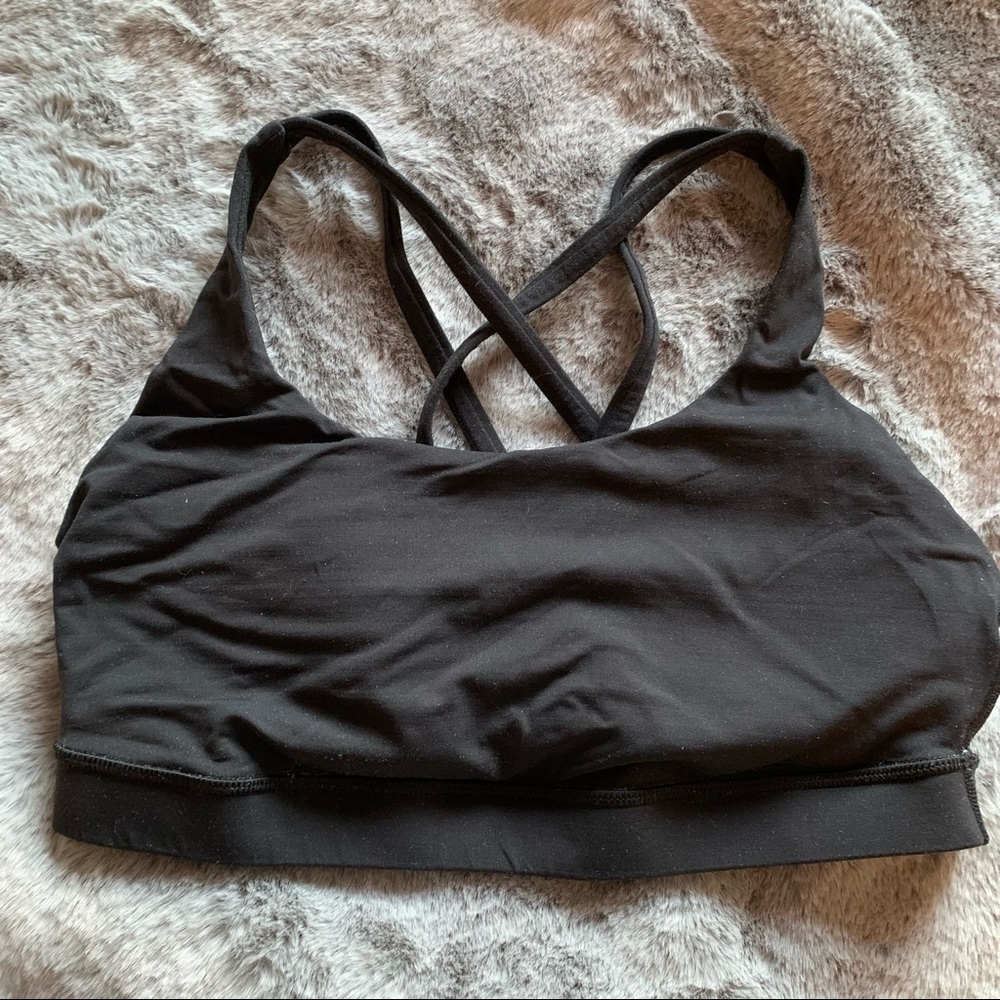 Lululemon sports bra